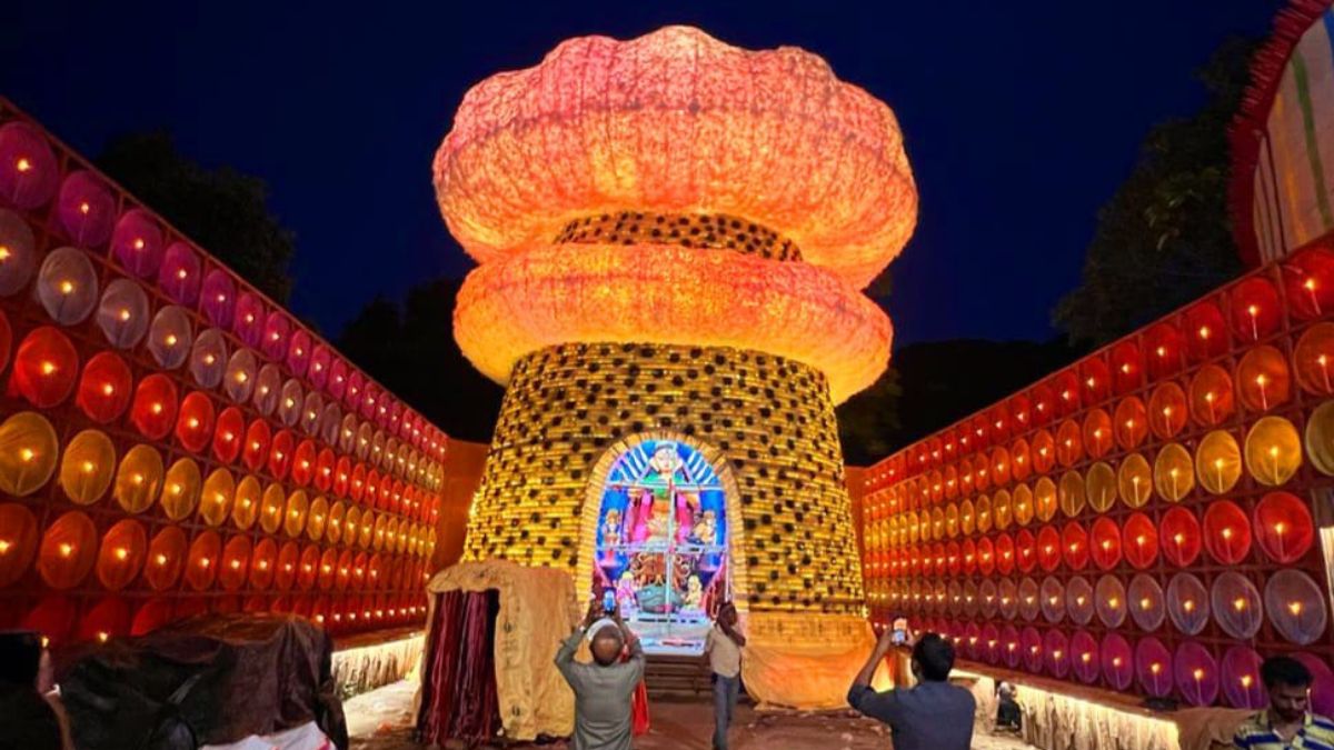 Glowing circular Durga Puja installation in Ranchi in 2022