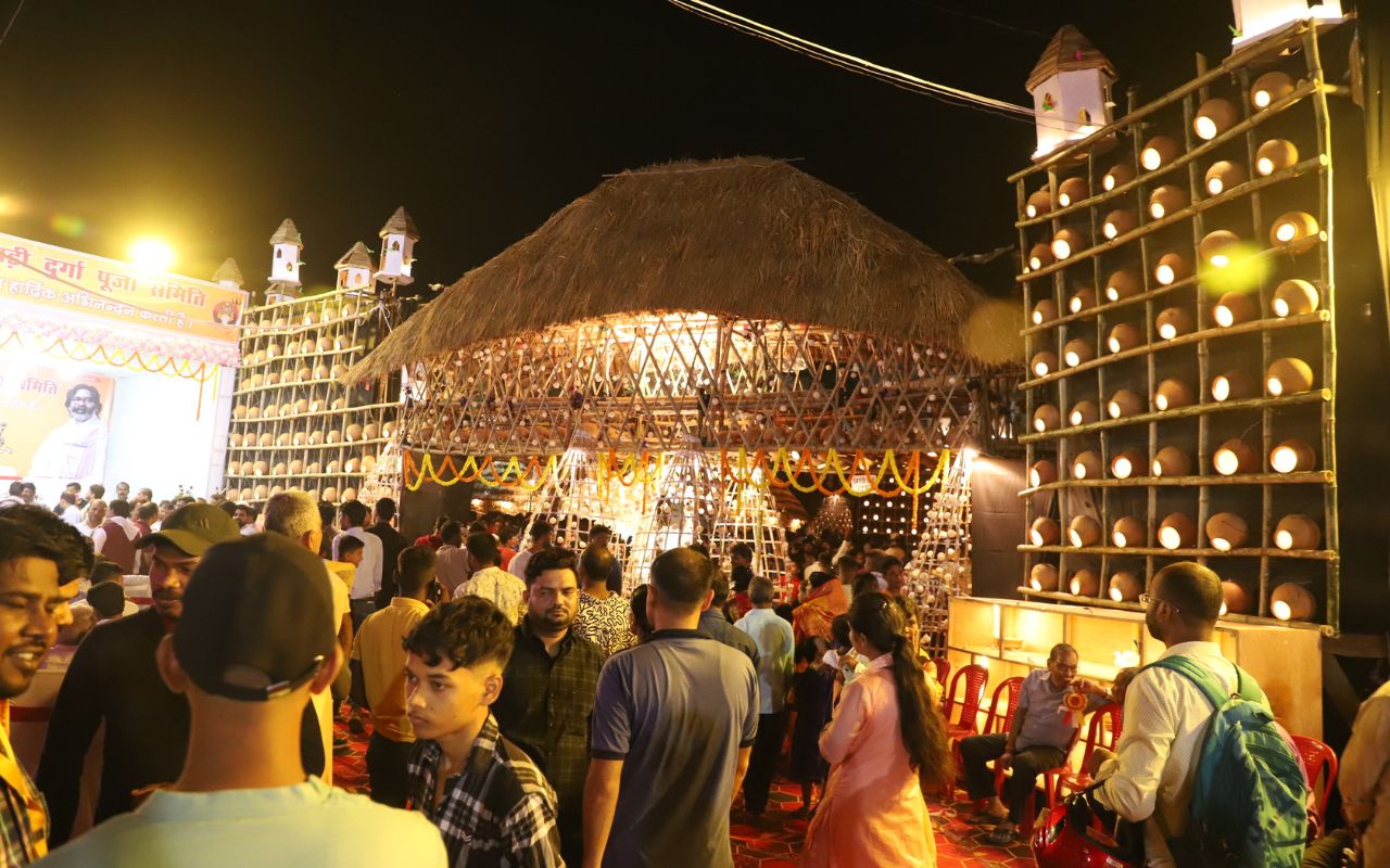 Crowd at the earthen lamp themed Bandhgari Durga Puja pandal in 2024